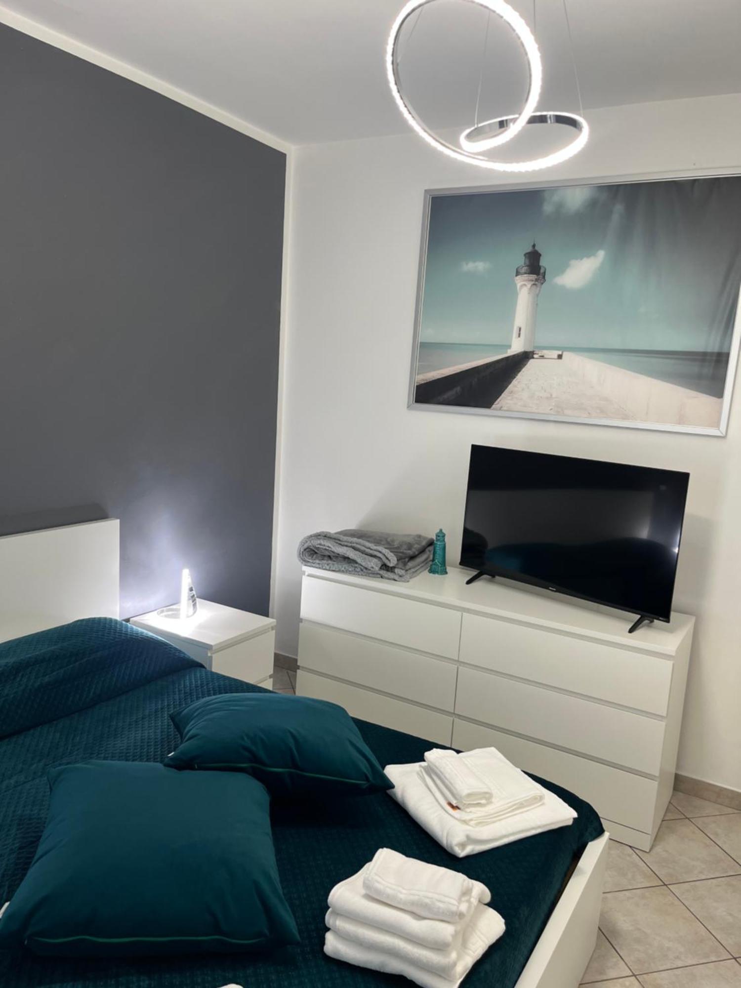 Ferienwohnung La Perla Del Mare - 9 Minutes From Fco Airport - Free Wifi E Netflix Fiumicino Exterior foto
